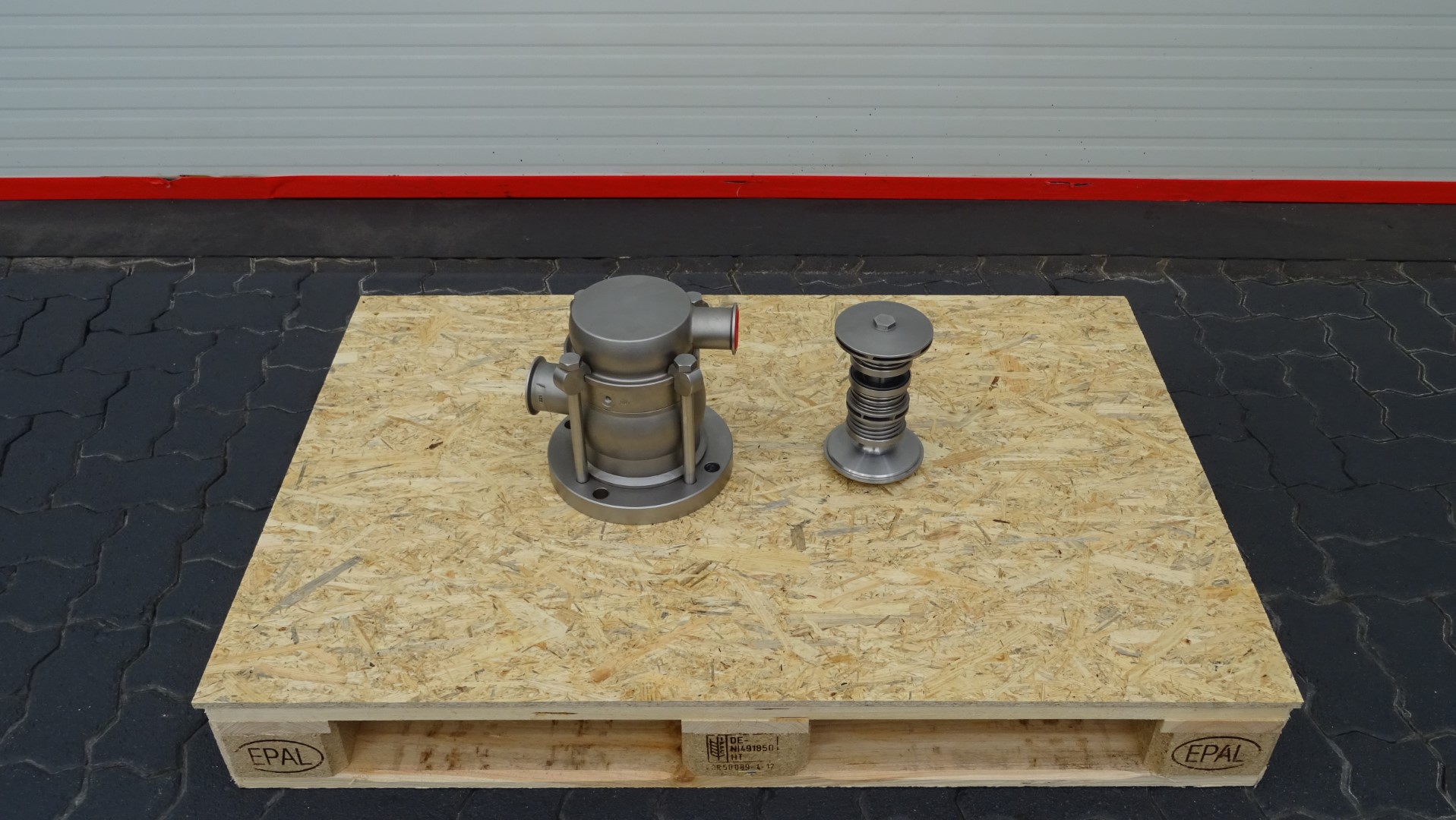 Used Unused Complete Outlet Triclamp including Outlet Pipe + Sleeves + Impellors Tetra Pak BM618 / BM714 Bactofuge