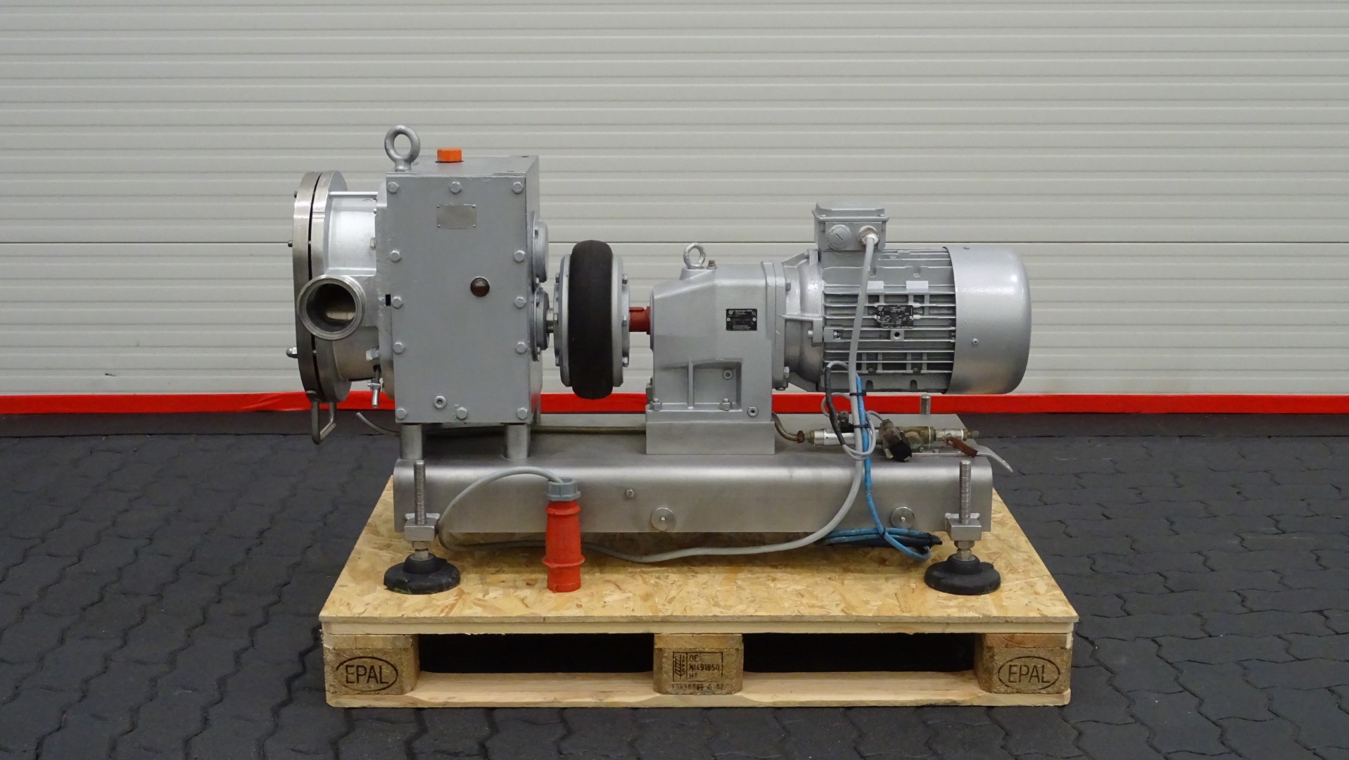 Used Rotary positive displacement pump / Lobe pump - Fristam FKL 150