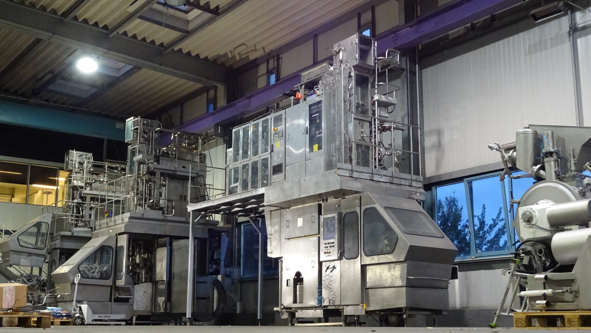 Used Aseptic Carton Filler - Tetra Pak TBA/8 - 100 V - 1.000 ml Slim