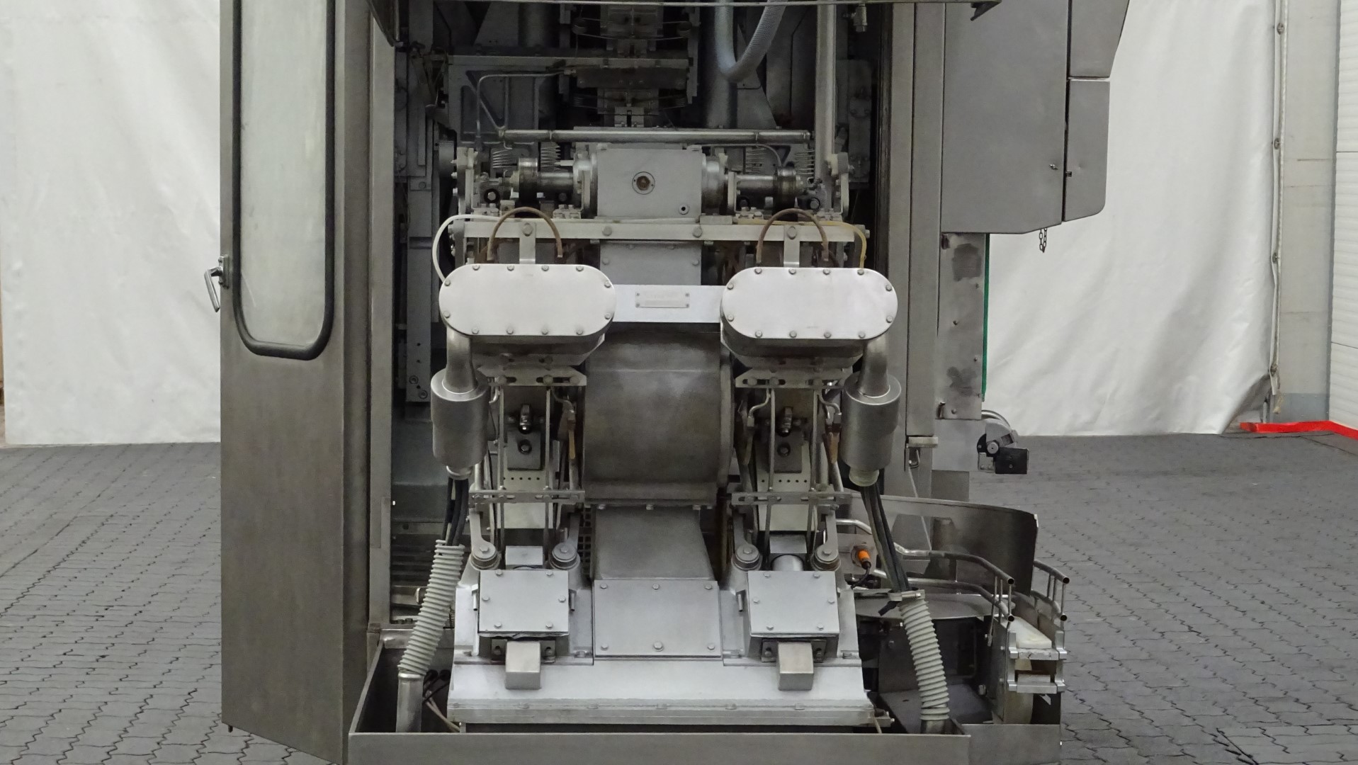 Used Aseptic Carton Filler - Tetra Pak TBA/8 - 100 V - 1.000 ml Slim