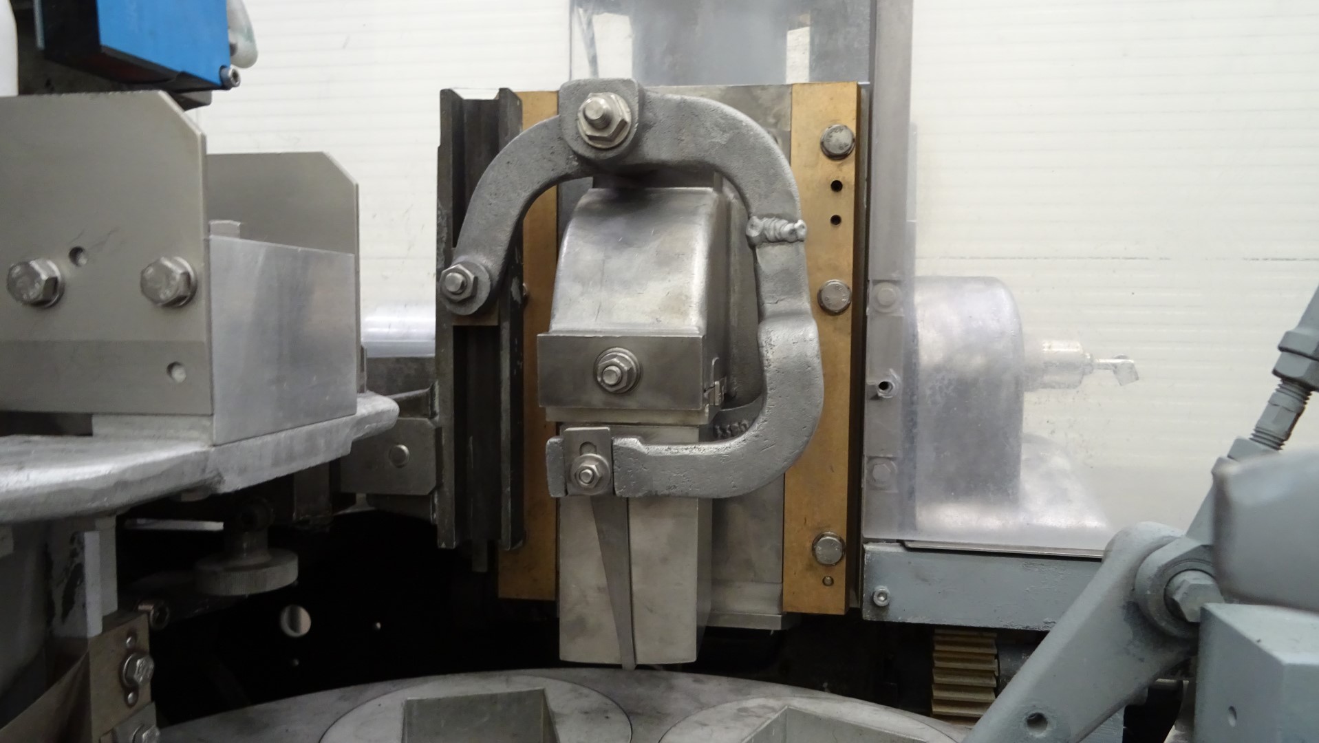Used Filling and wrapping machine for butter - Benhil Multipack 8380