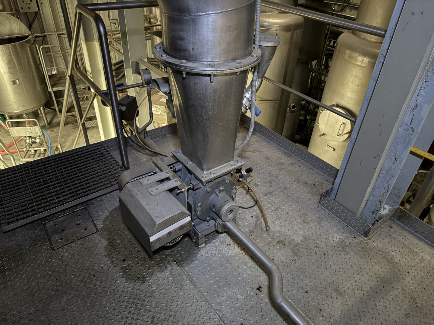 Used Complete GEA Niro Atomizer powder plant with 4-Effect TVR Evaporator, Spray Dryer, Fluidbed Dryer, Cyrstallisation tanks and filling station