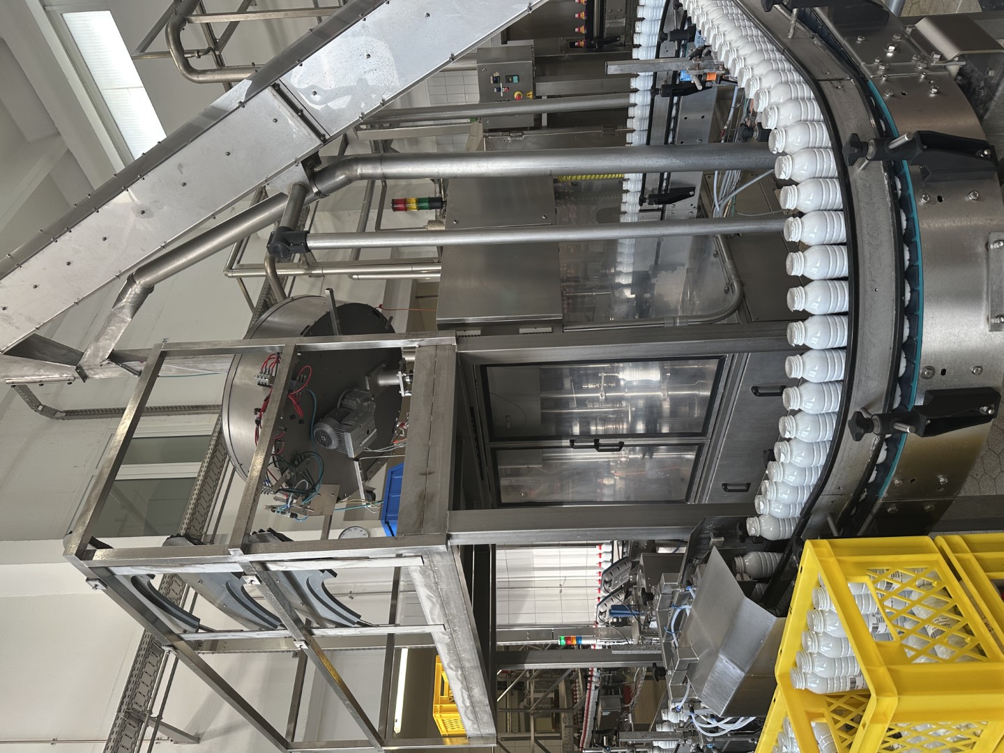 Used Aseptic PET Bottle filling machine - SIG Asbofill 710