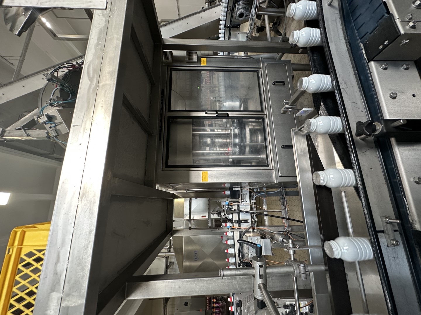 Used Aseptic PET Bottle filling machine - SIG Asbofill 710