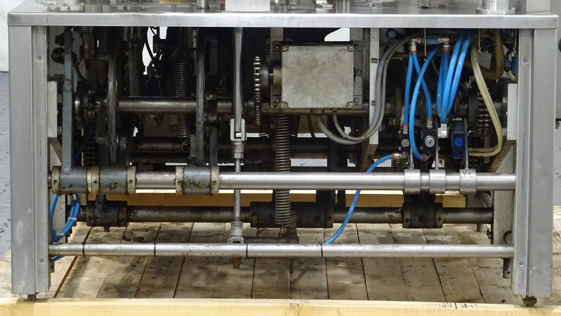 Used Cup filling and sealing machine - Lieder RL5