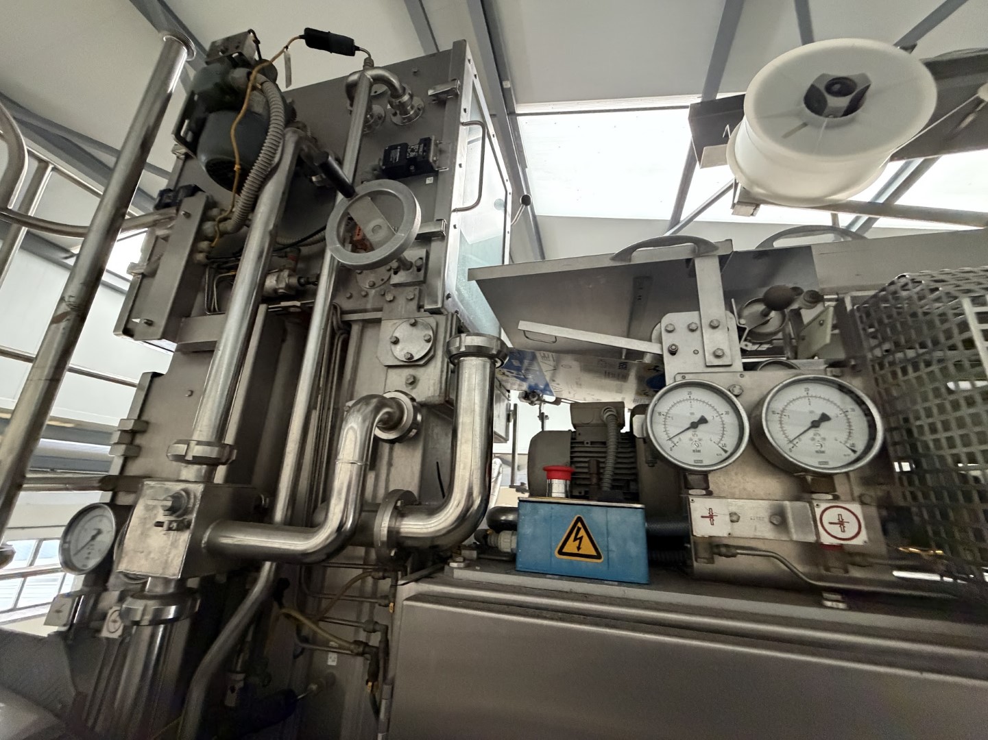 Used Aseptic Carton Filler - Tetra Pak TBA/8 - 100 V - 1.000 ml Slim