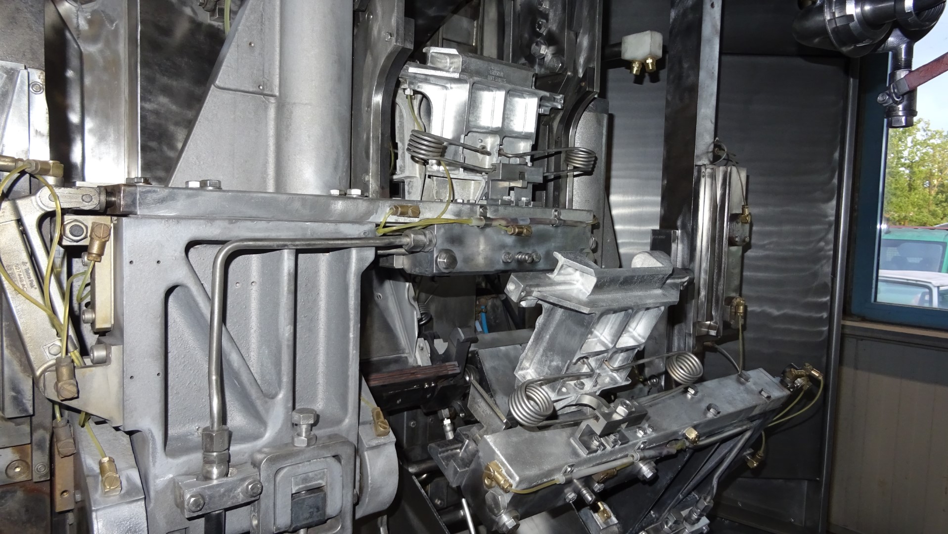 Used Aseptic Carton Filler - Tetra Pak TBA/8 - 100 V - 1.000 ml Slim