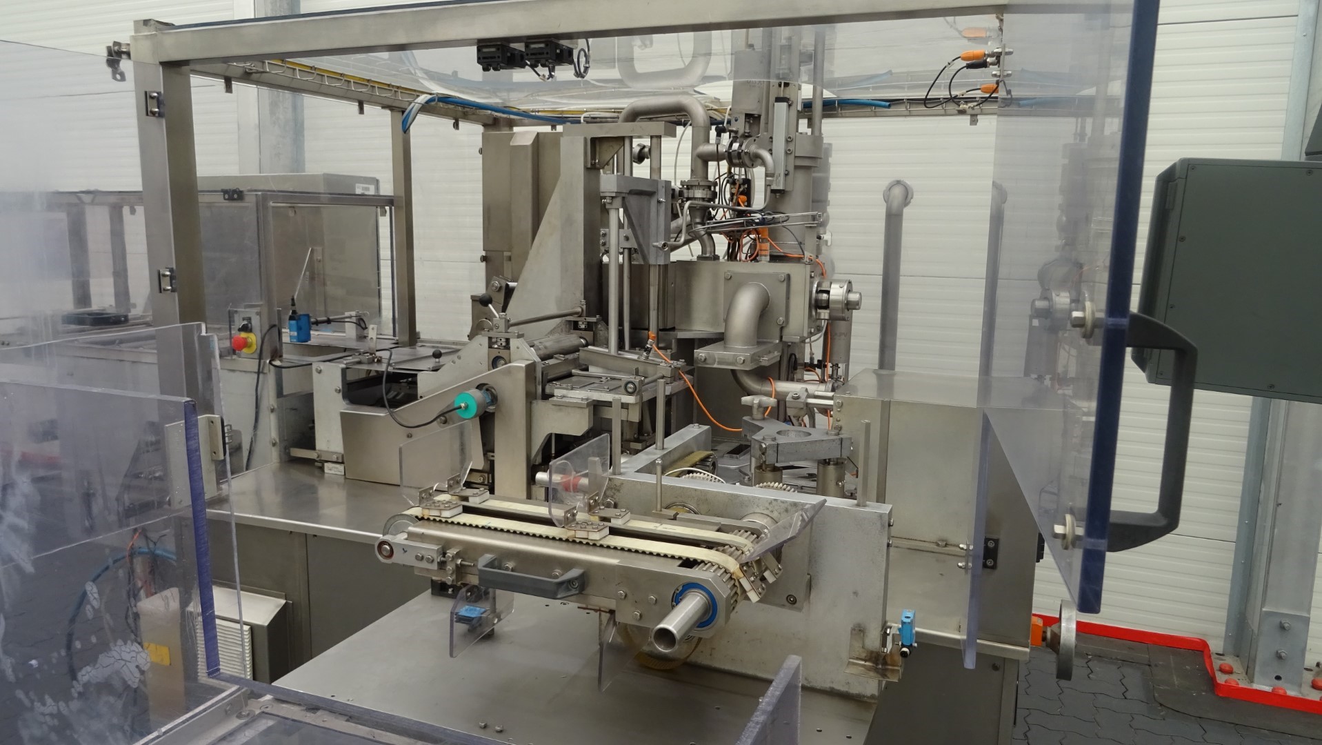 Used Filling and wrapping machine for Butter Benhil Multipack 5000