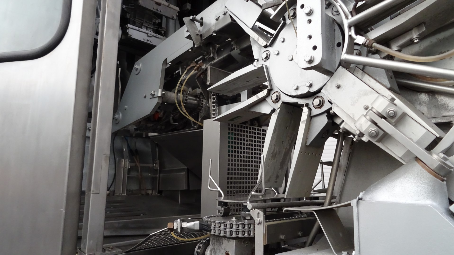 Used Aseptic Carton Filler - Tetra Pak TBA/8 - 100 V - 1.000 ml Slim