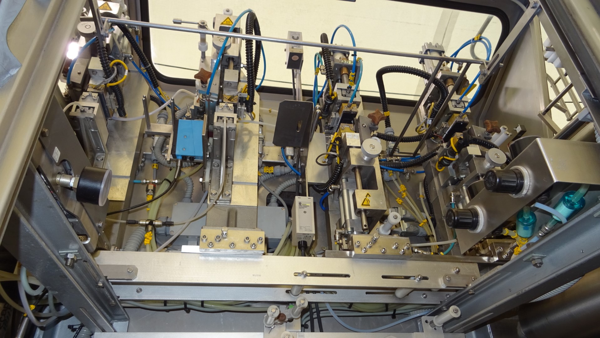 Used Aseptic Carton Filler - Tetra Pak TBA/8 - 100 V - 1.000 ml Slim