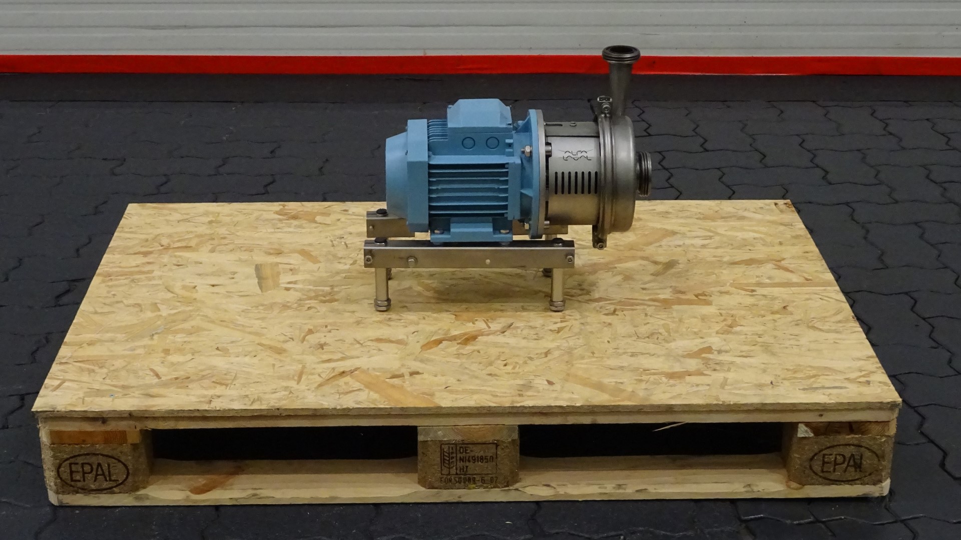 Used Sanitary Centrifugal Pump Alfa Laval LKH-5/132 SSS 1,1 kW