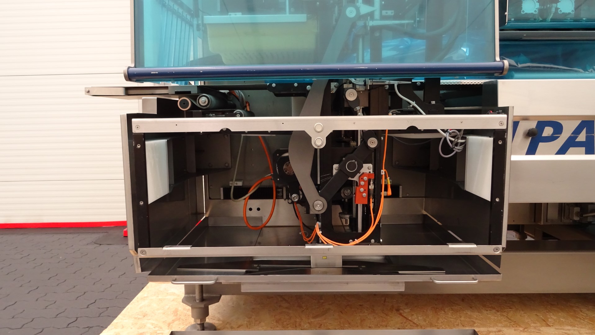 Used Horizontal Flow Wrapper - Ulma Pacific LSBI 55