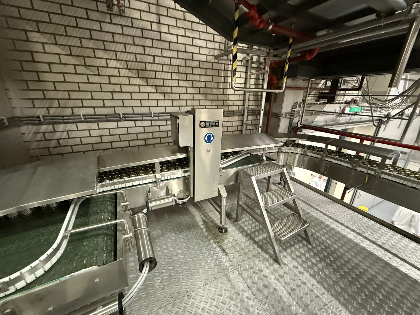 Used Complete can filling and closing line for liquids (nutrition) in 250 gram aluminium cans