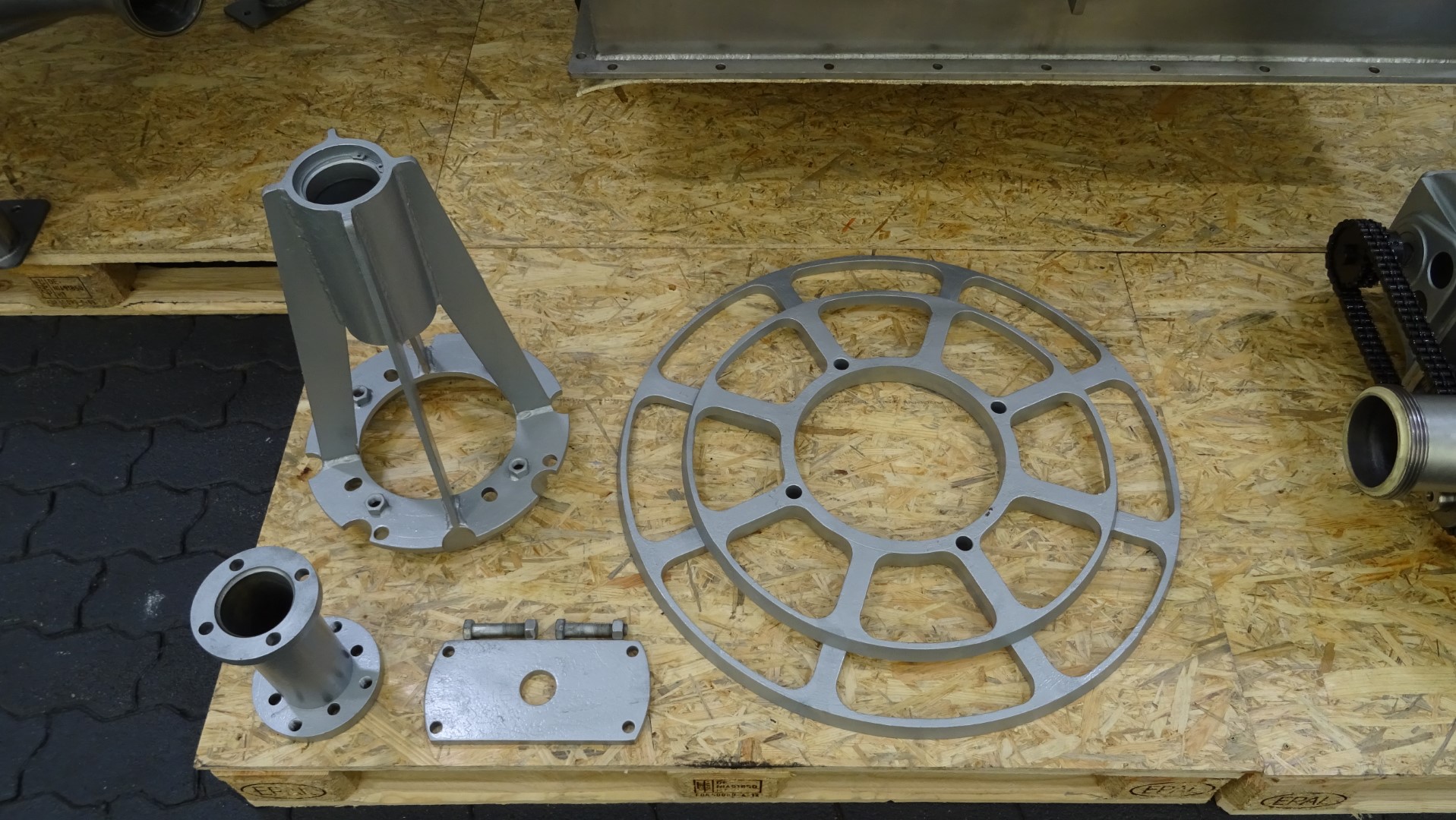 Used Worm Screen Centrifuge - Siebtechnik / Tema Conturbex H-700