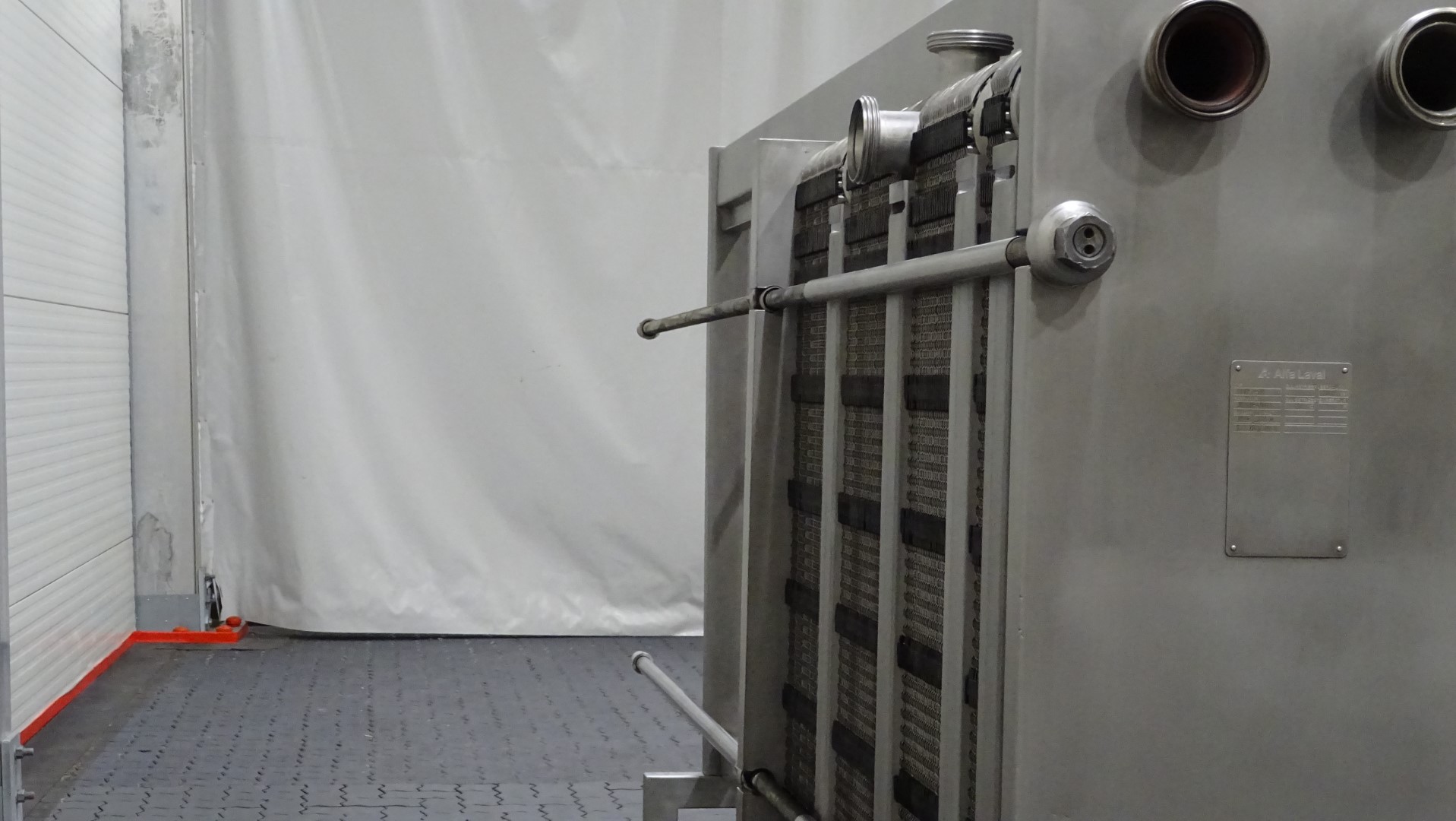 Used Milk Pasteuriser / Plate Heat Exchanger / PHE Alfa Laval Clip 8-RM