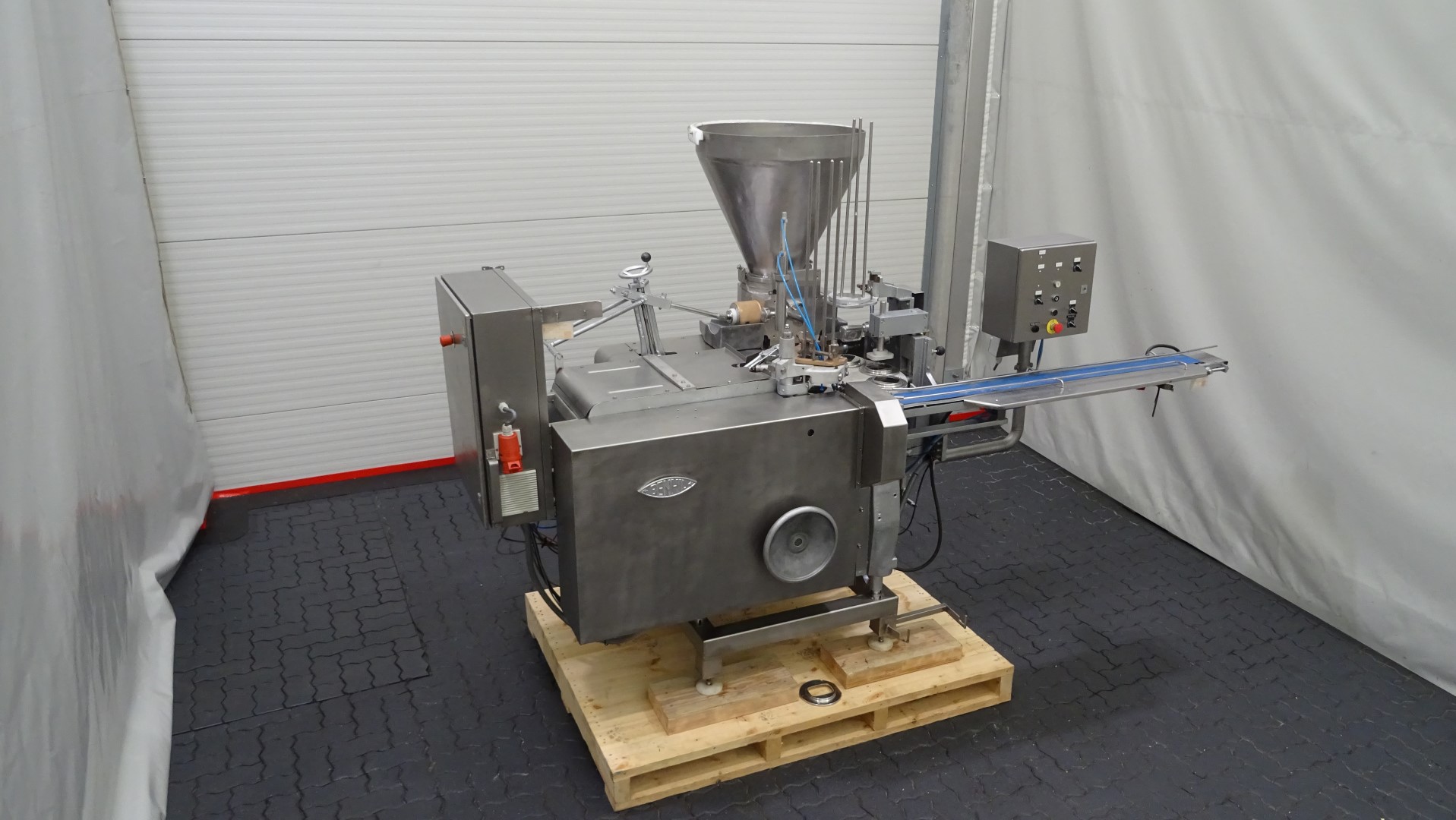Used Cup filling + lidding machine for Butter Benhil Copparapid 8205