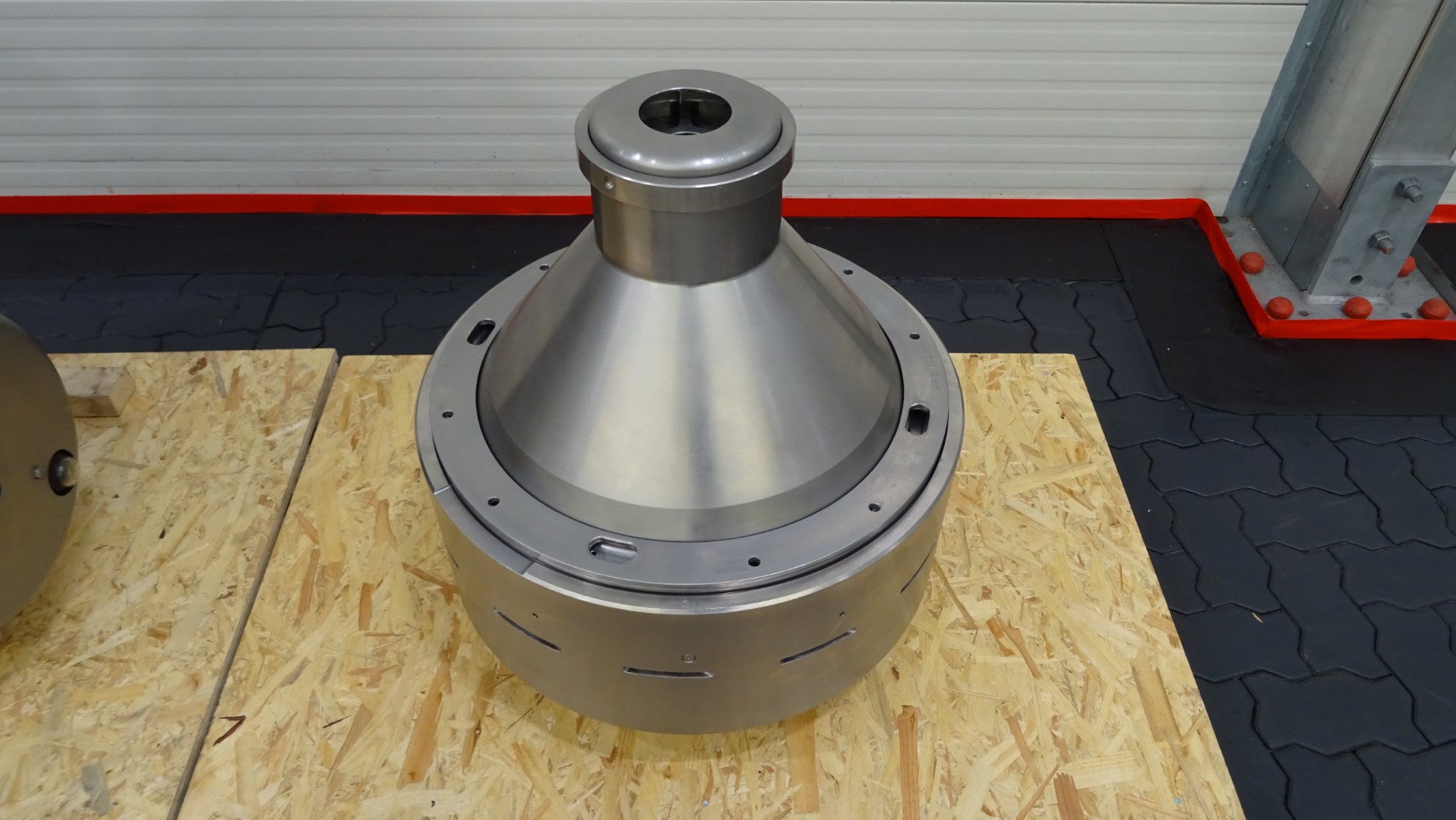 Used Incomplete Cream Separator Alfa Laval MRPX 214-74T with bowl and spare parts