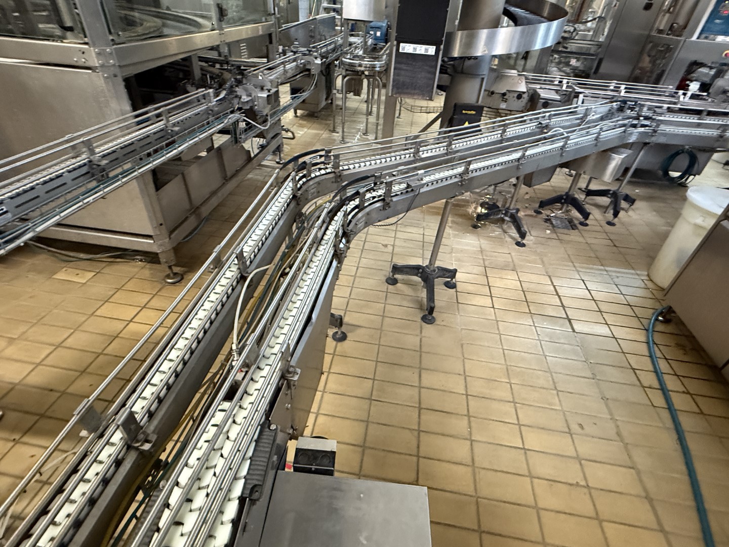 Used Aseptic Carton Filling Line: Tetra Pak TBA/19 - 30 V - 200 ml Slim + Easy Ride + TSA 21 + CBP 70
