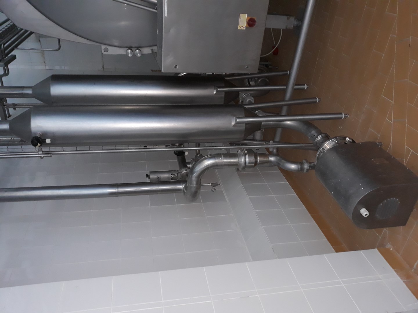 Used Gouda Euroblock Cheese Plant for 100.000 liter of milk per day - 10.000 kg of Gouda cheese per day