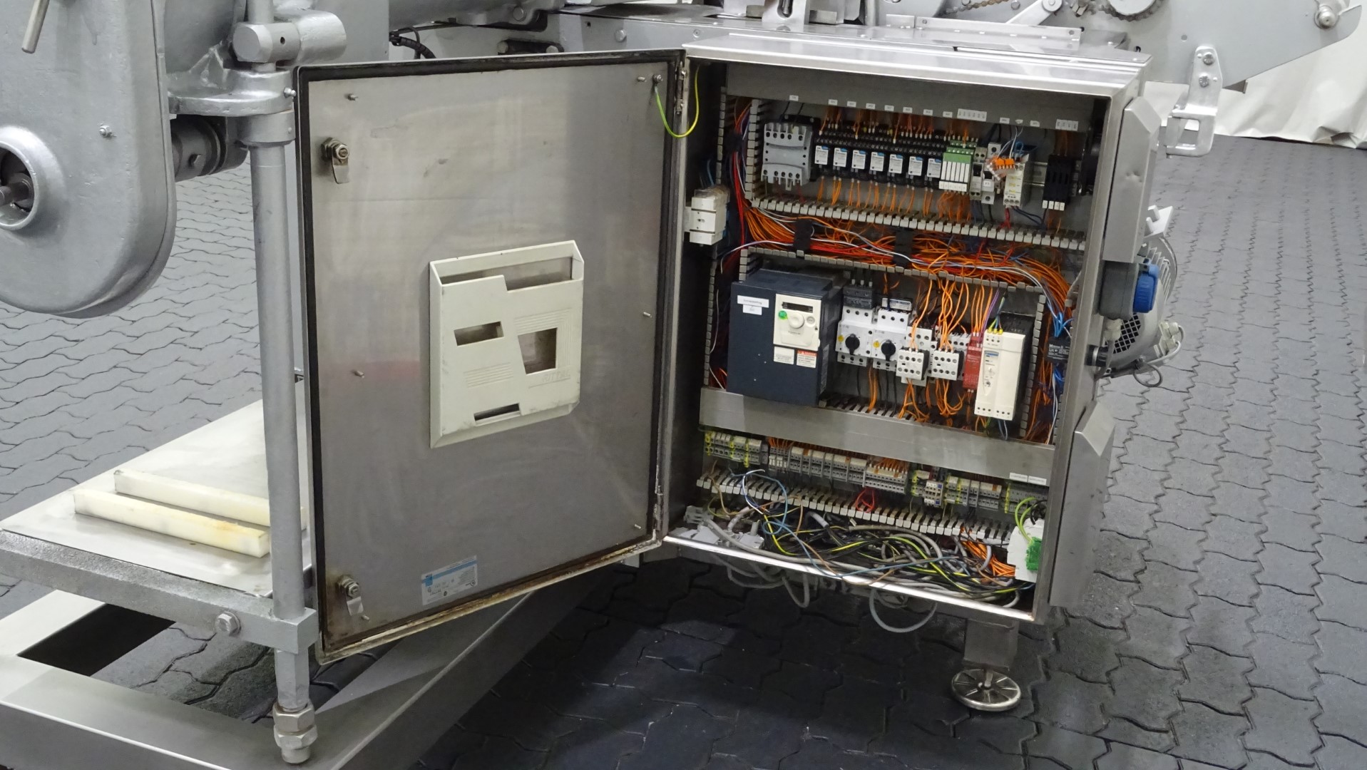 Used Filling and wrapping machine for butter Benhil Multipack 8380