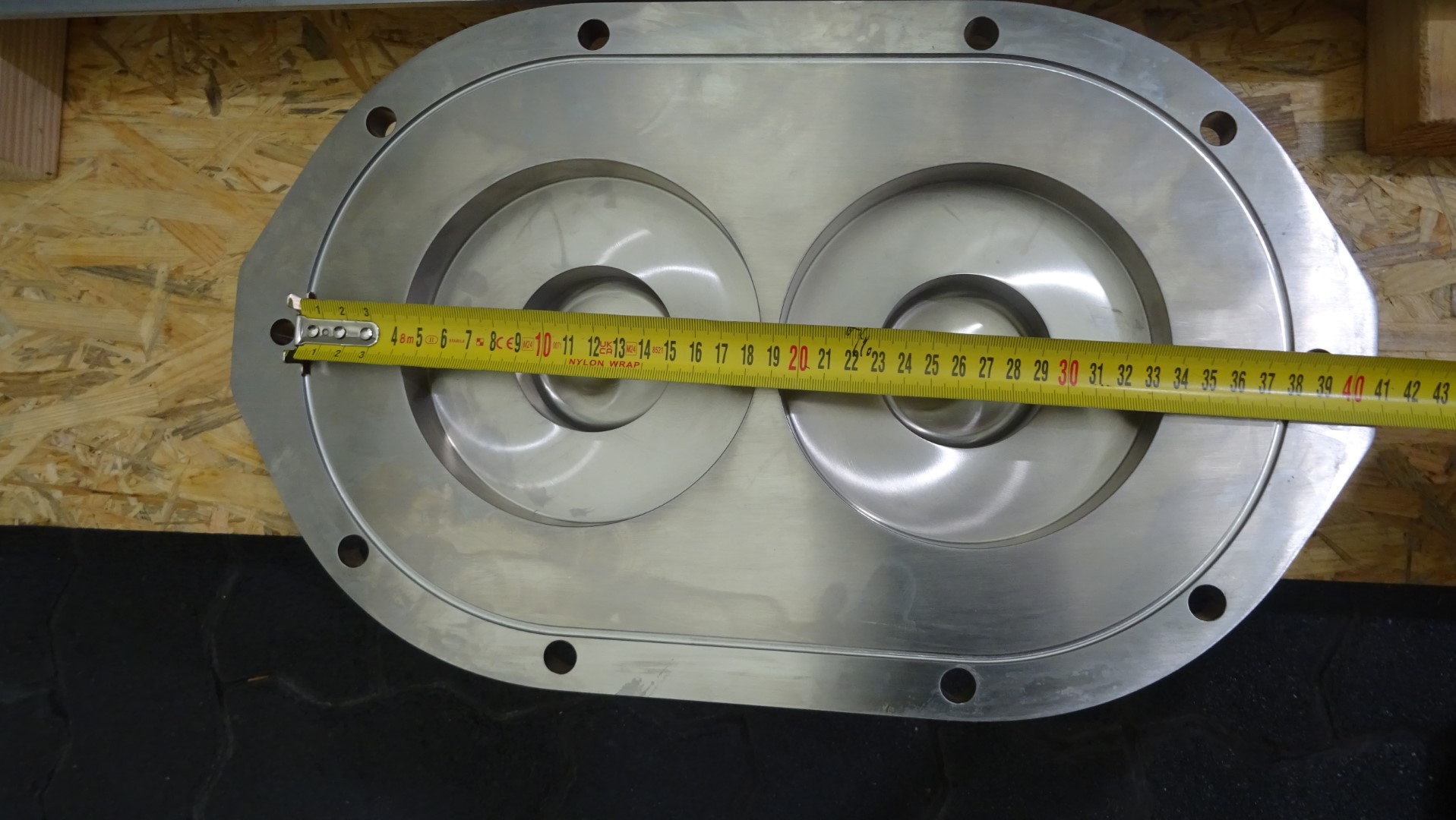 Used Rotary positive displacement pump / Lobe pump - SPX Waukesha Cherry-Burrell 220 U1