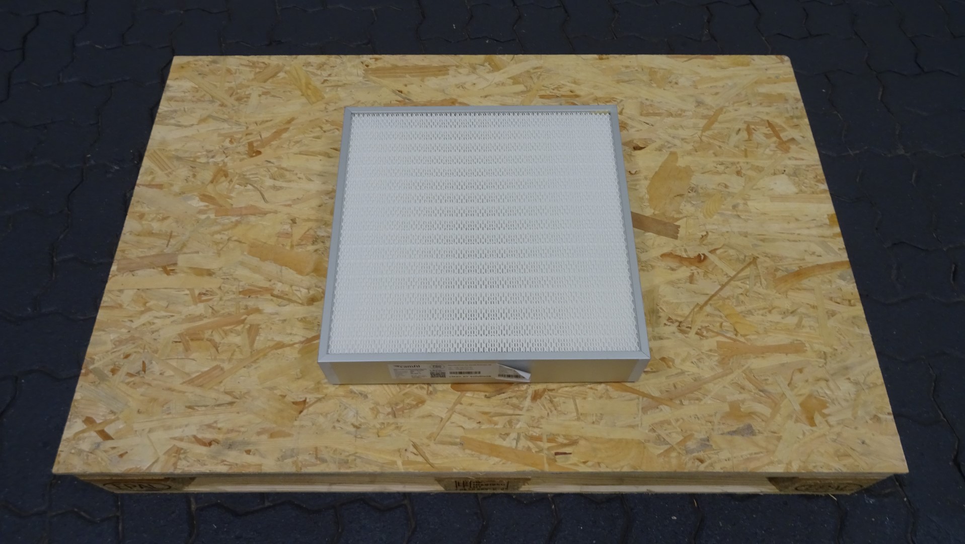 Used Unused Air Filter Element for a Tetra Top machine - Camfil Filter MX14-2G10-457x457x90-PO