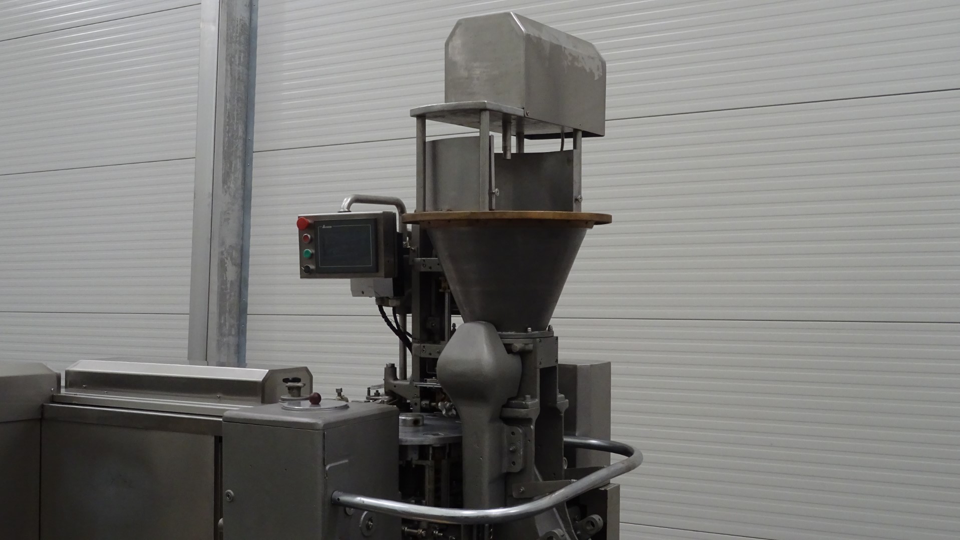 Used Filling and wrapping machine for miniportions of butter Benhil 8304
