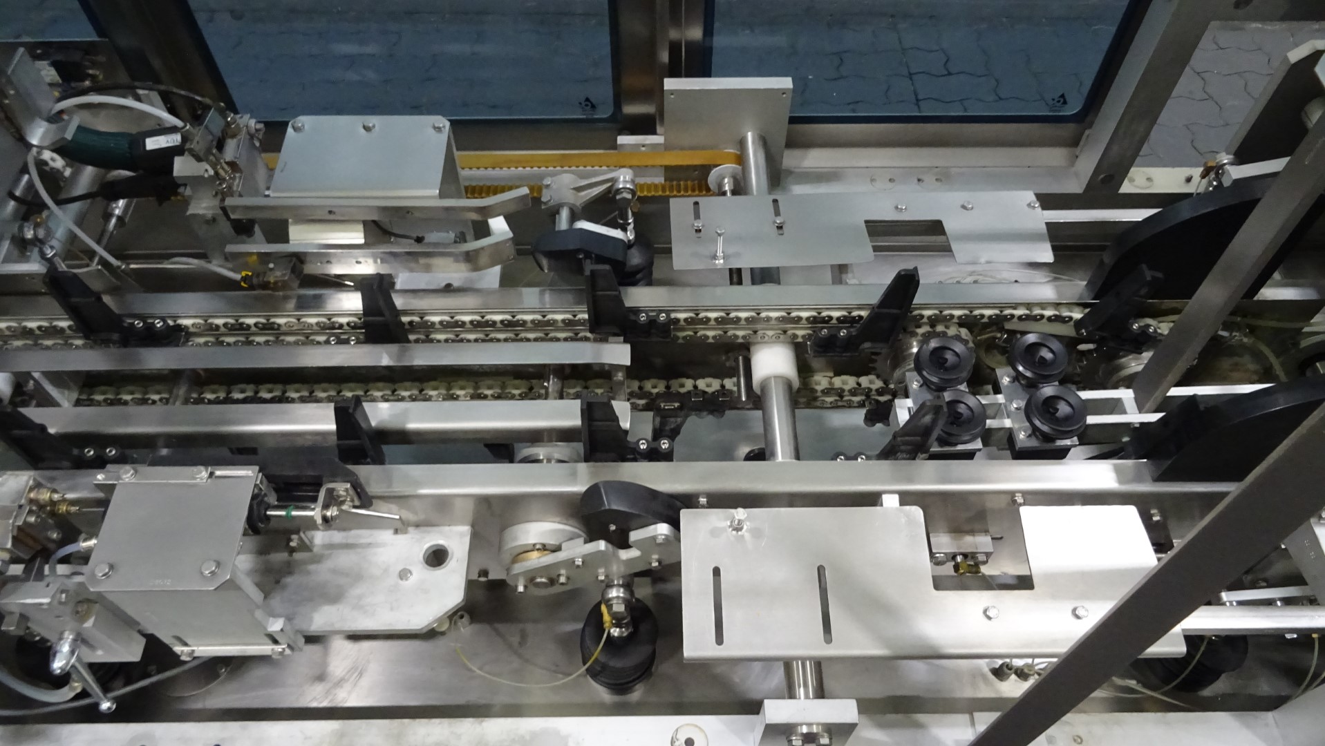 Used Cardboard Packer - Tetra Pak Tetra Cardboard Packer 70 (TCP 70)