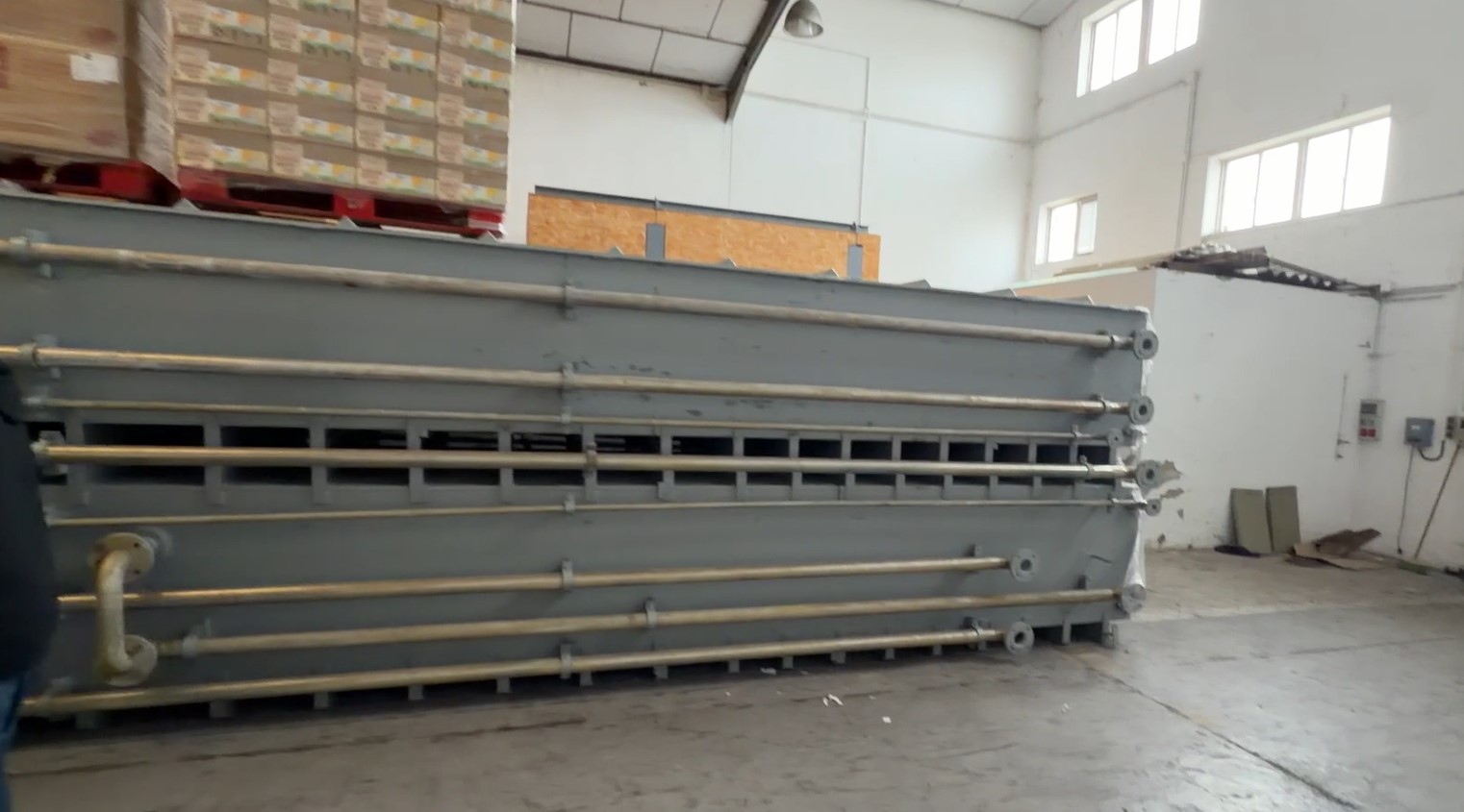 Used Bottle blowing, filling, closing, sterilizing, labelling and packing line for PE bottles of 1,5 liter with milk - Sidel / Remy / Stork