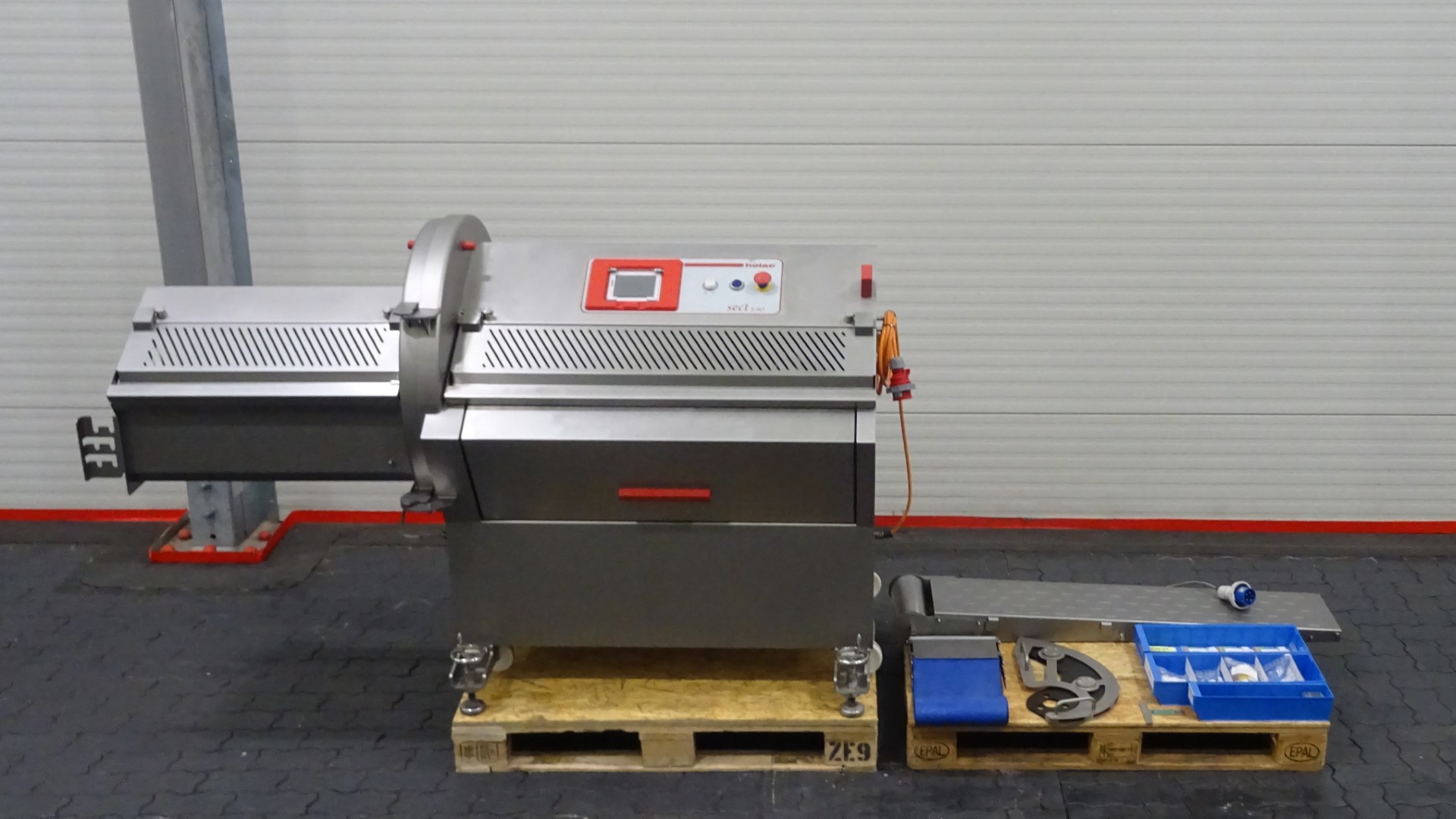 Used Year 2023 - Highly flexible portion cutting machine - Holac sect 230 TC