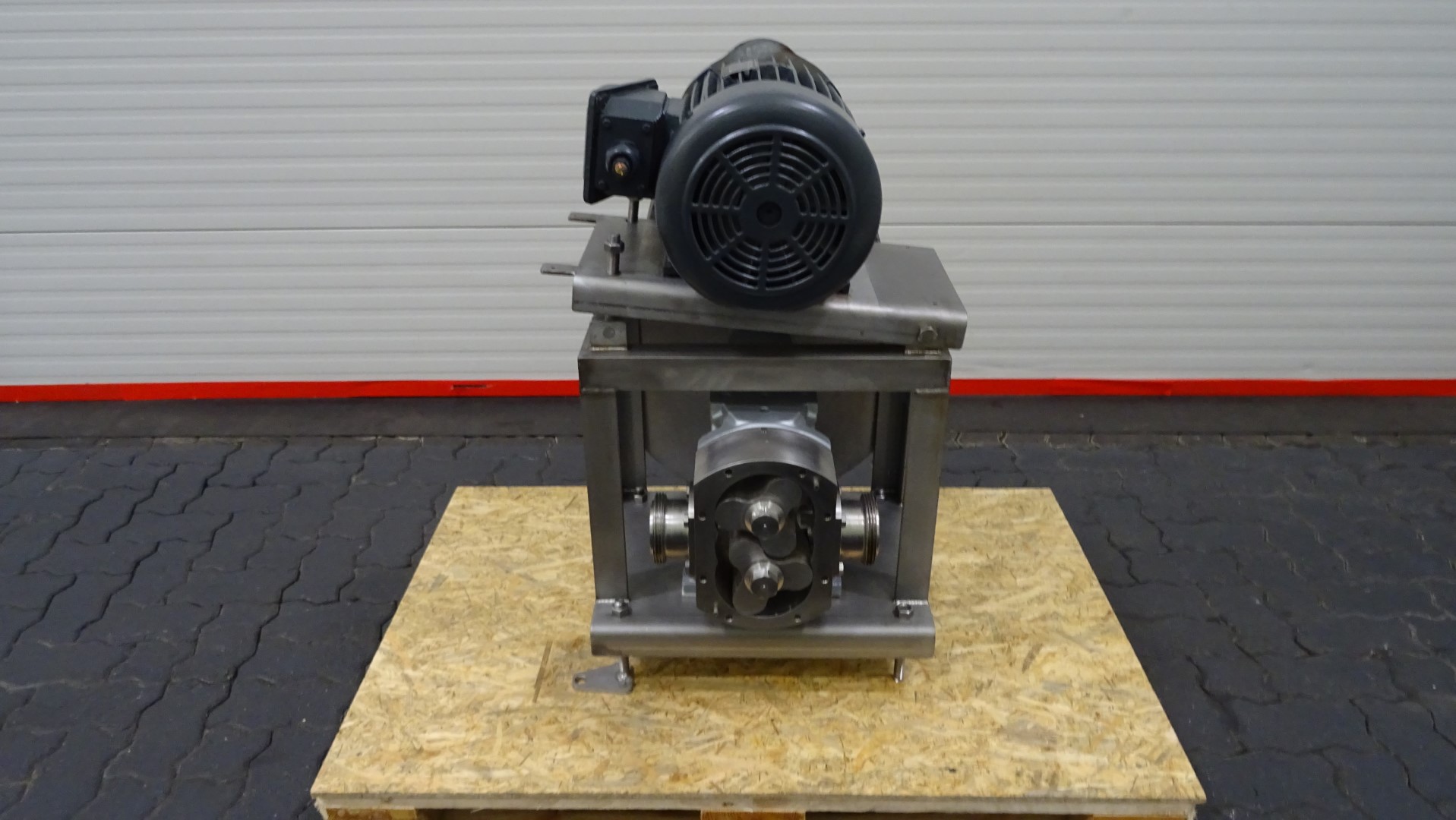 Used Rotary positive displacement pump / Lobe pump - ITT Jabsco Pureflo Lobe 24250-4310