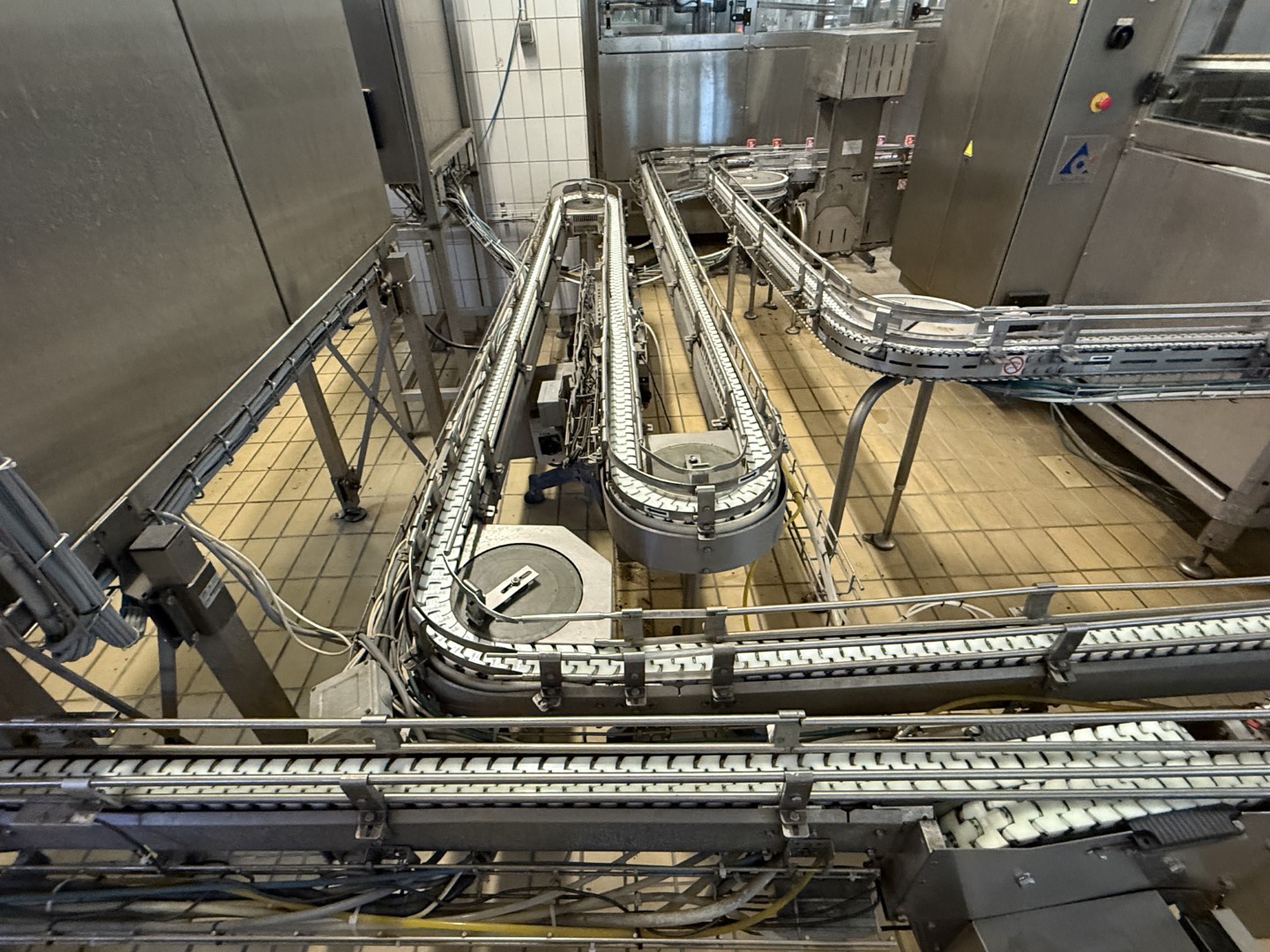 Used Aseptic Carton Filling Line: Tetra Pak TBA/19 - 30 V - 200 ml Slim + Easy Ride + TSA 21 + CBP 70