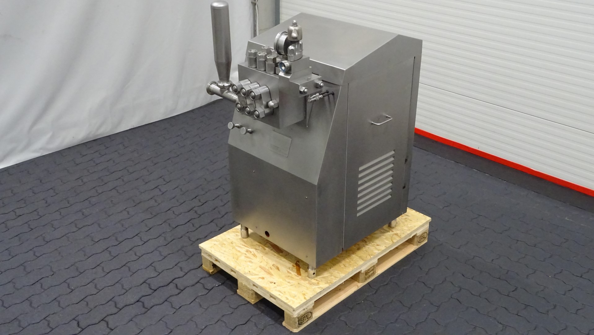 Used High Pressure Homogeniser APV Gaulin 145 MC 4-8TPS