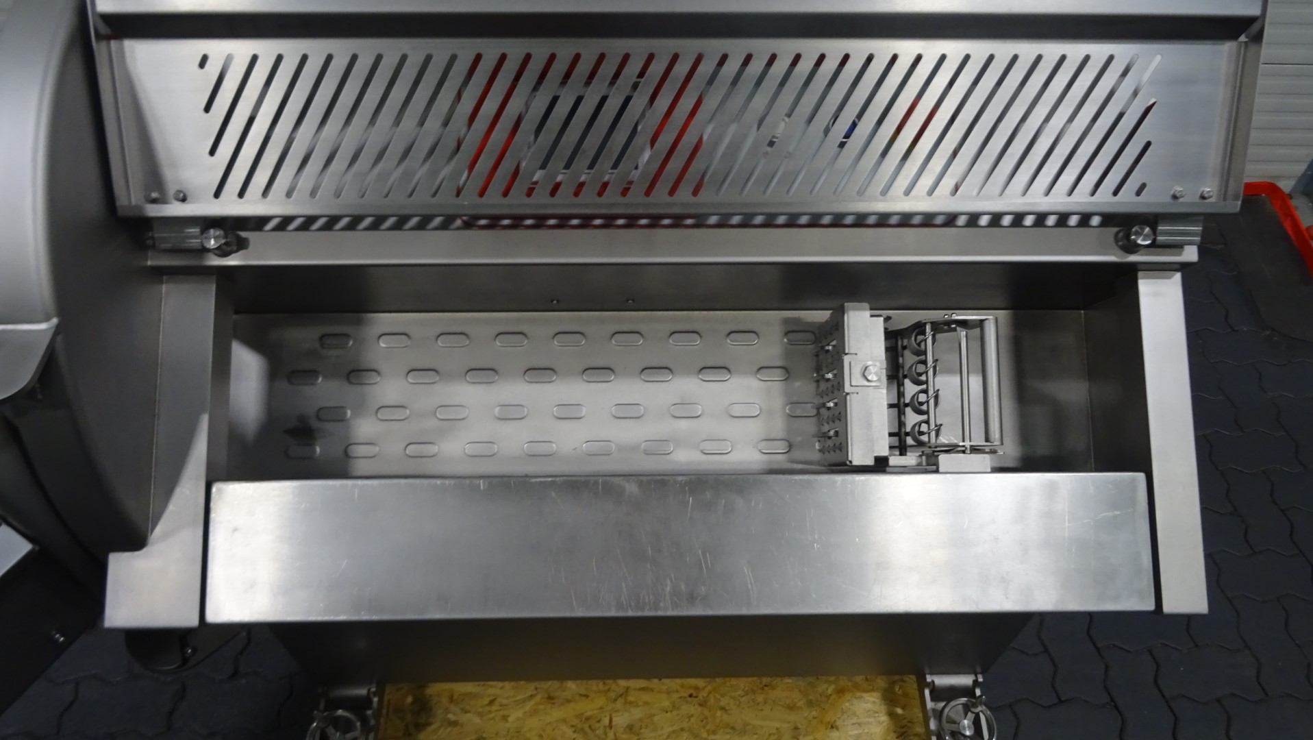 Used Year 2023 - Highly flexible portion cutting machine - Holac sect 230 TC