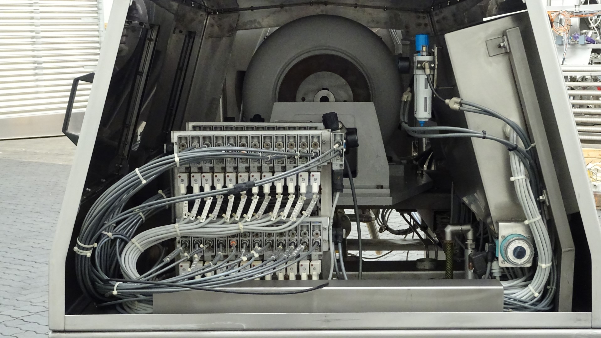 Used Universal Machine Stephan Combicut TC 300