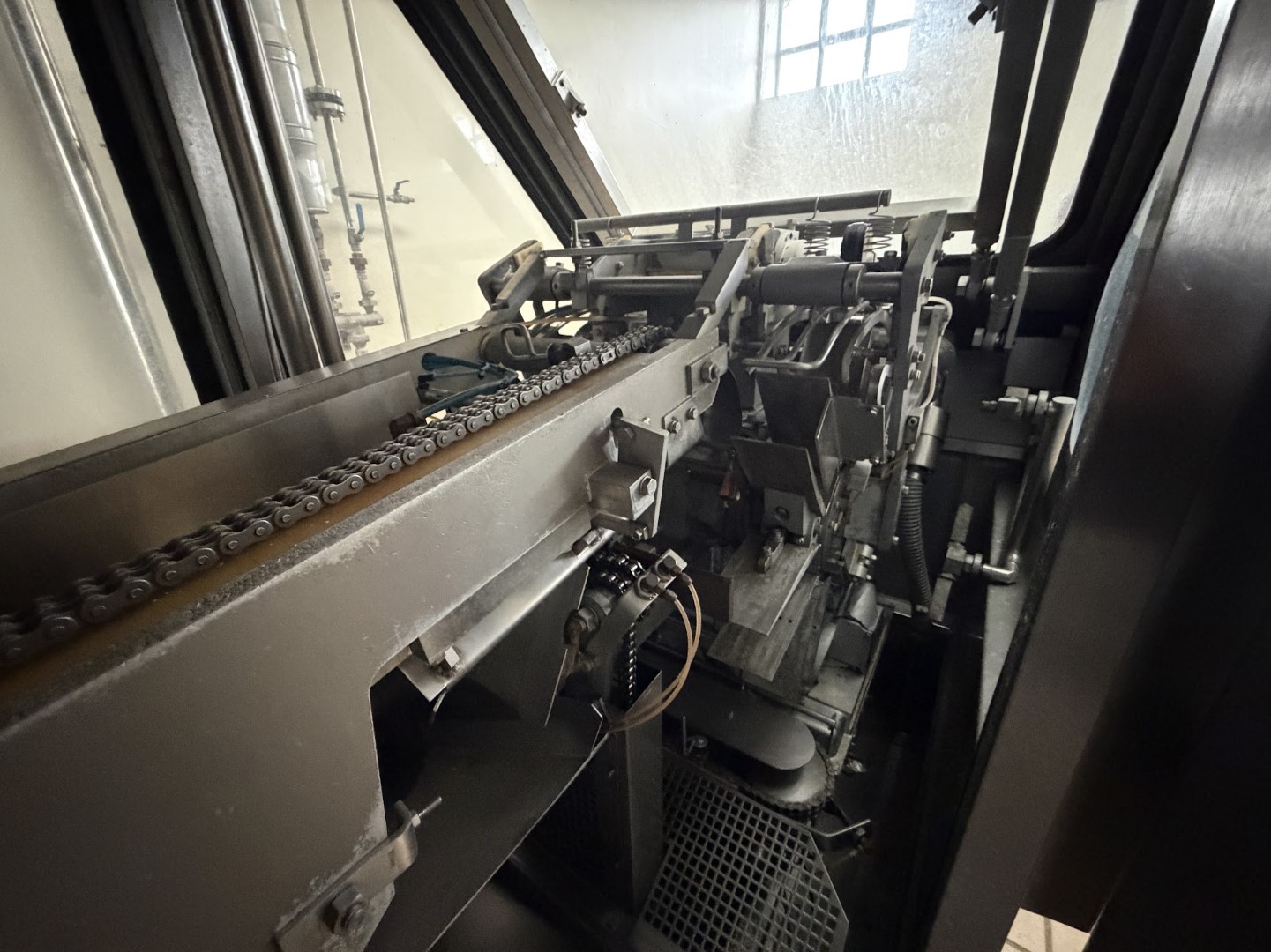 Used Aseptic Carton Filler - Tetra Pak TBA/8 - 100 V - 1.000 ml Slim