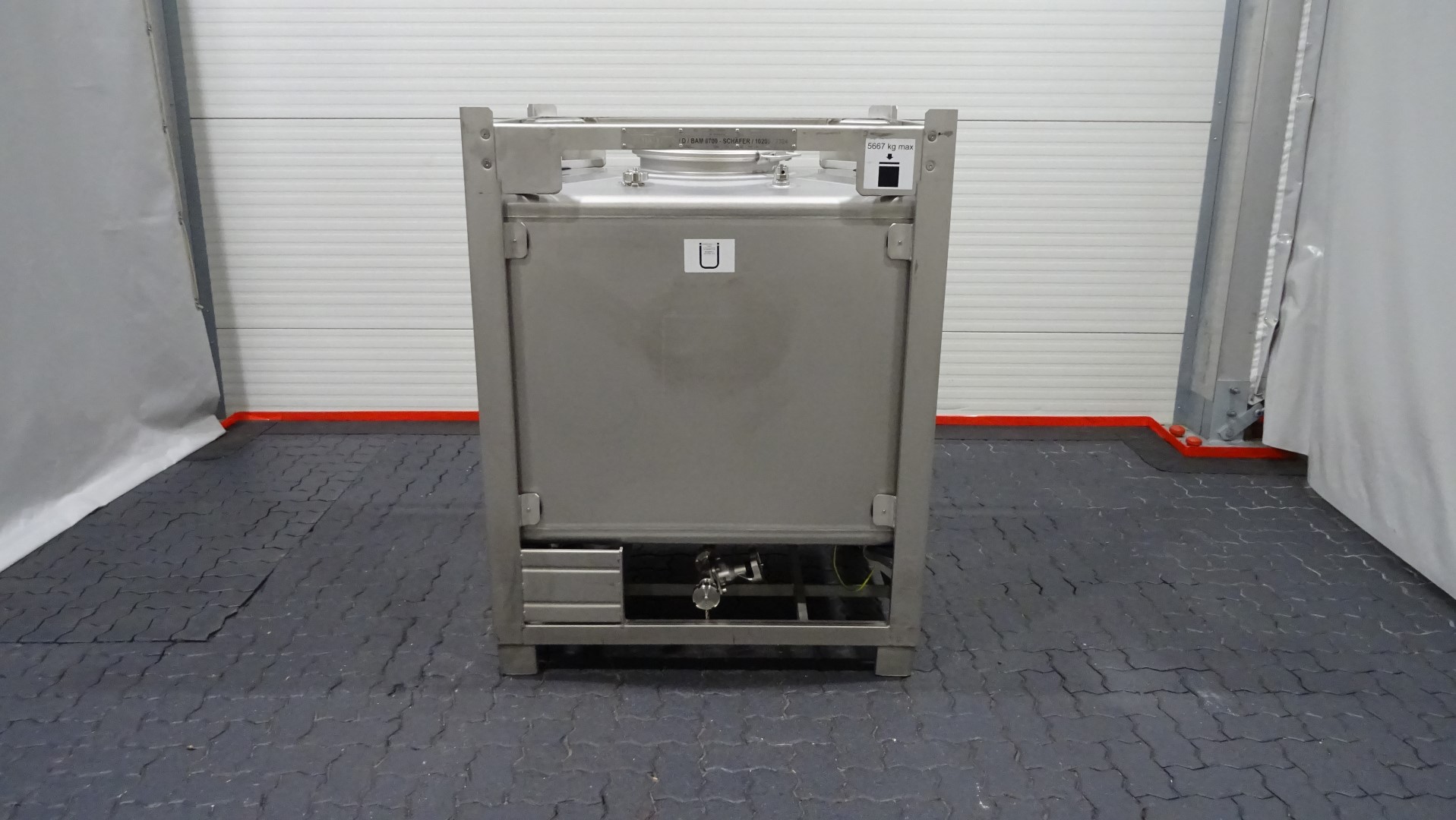 Used 2x Unused IBC Containers of 1.000 liter - Schäfer BTA 1000L