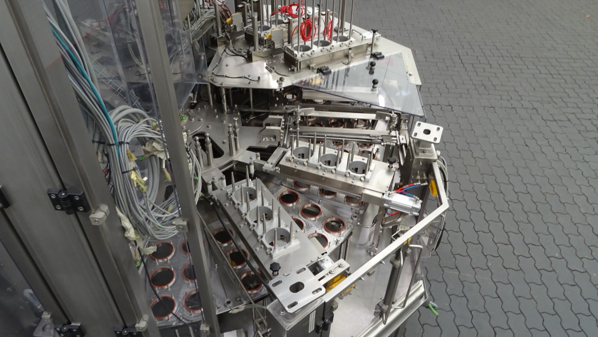 Used Aseptic cup filling, sealing and snap cap machine - Waldner Dosomat 16.6AS