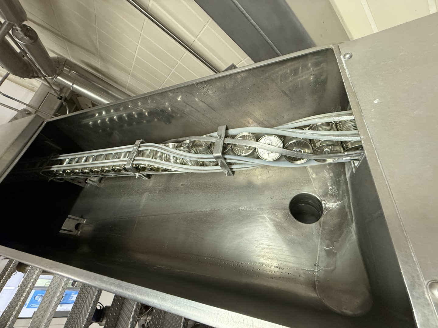 Used Complete can filling and closing line for liquids (nutrition) in 250 gram aluminium cans