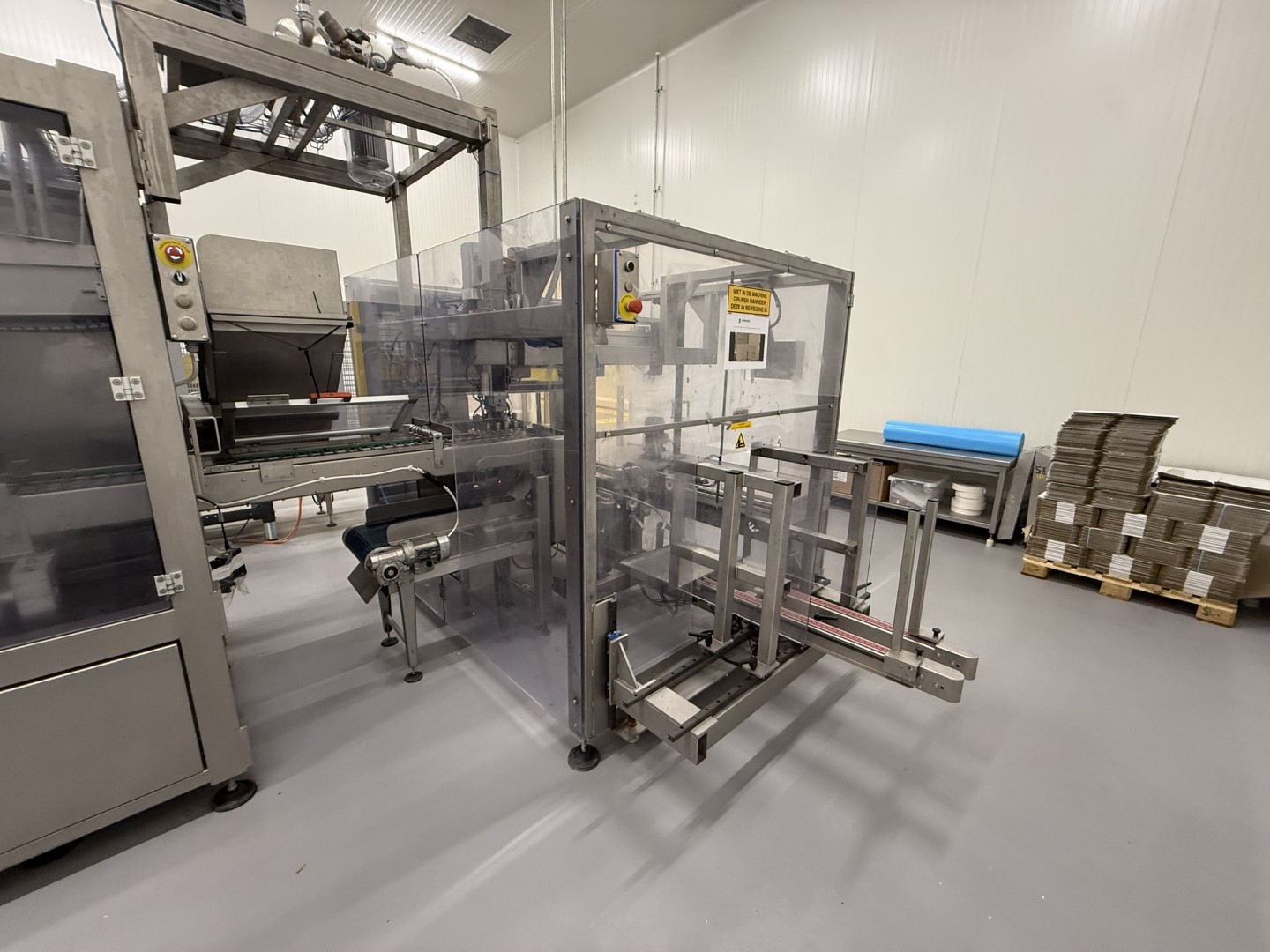 Used Form Fill Seal Machine (FFS) for mini-portions - Alimenta Newpack Division Thermoform FM100/E-20 HC
