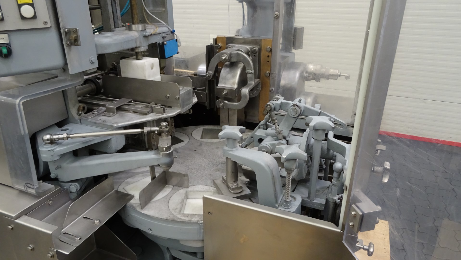 Used Filling and wrapping machine for butter - Benhil Multipack 8380