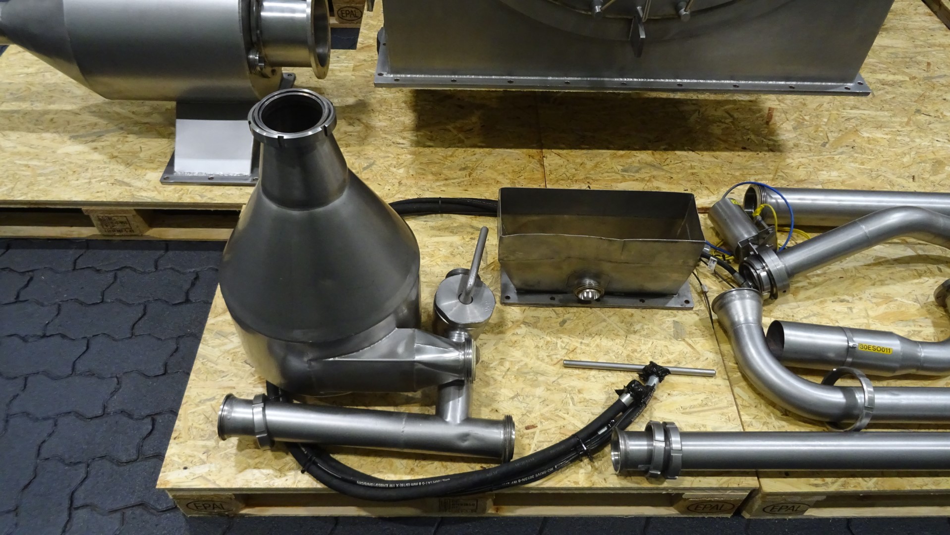 Used Worm Screen Centrifuge - Siebtechnik / Tema Conturbex H-700