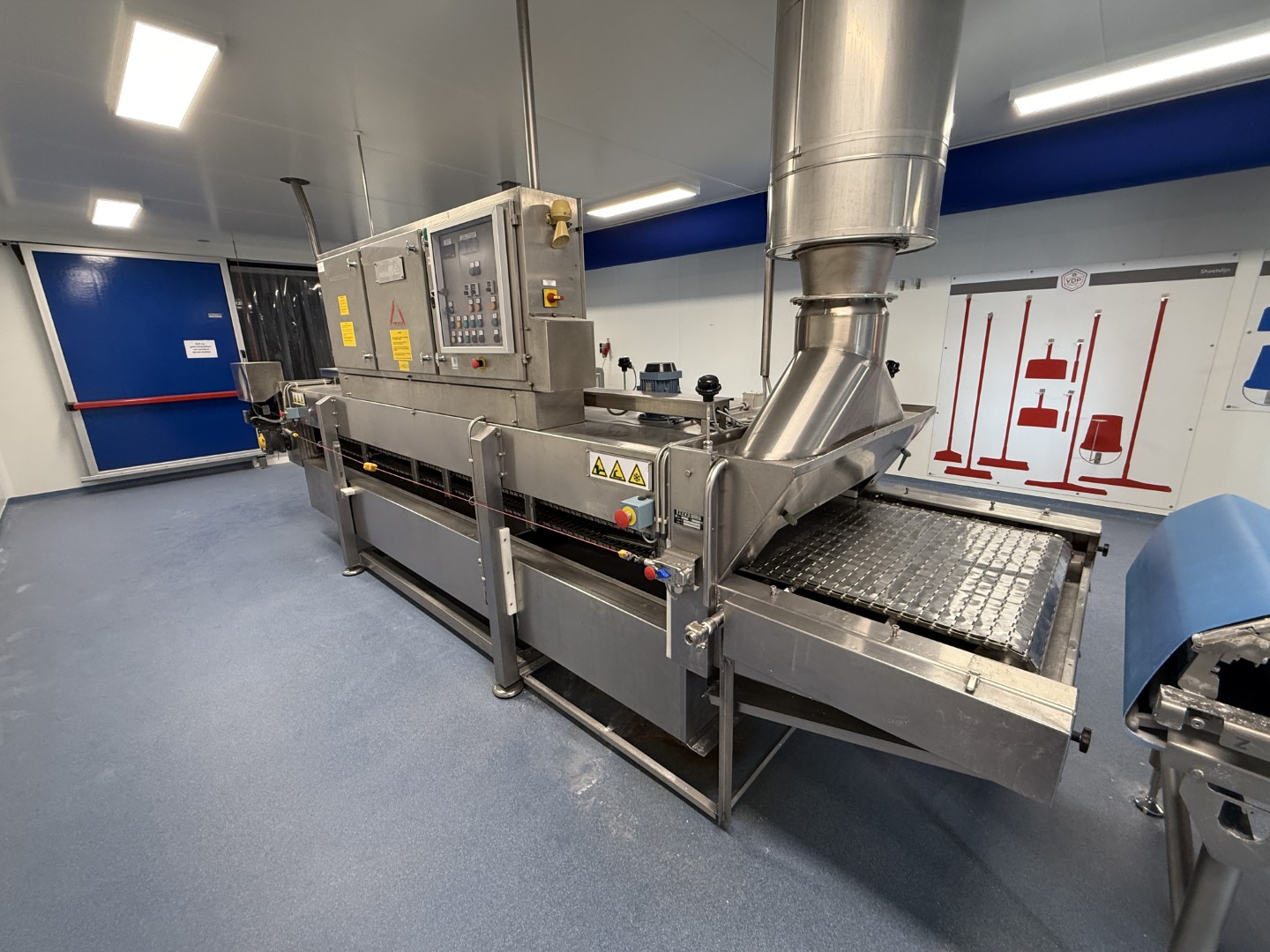 Used Dough processing / rollout line - Rademaker sheeting line with universal line and Packo nitrogen freezer