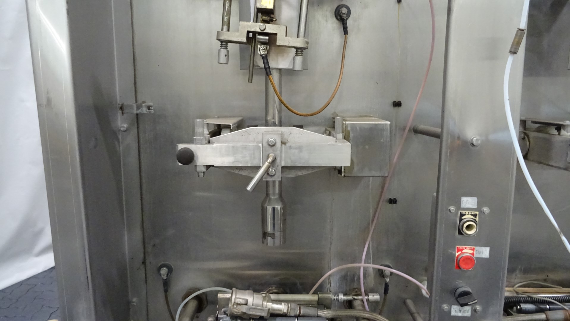 Used Incomplete Automatic Double Head Vertical Form / Fill / Seal Machine (Vertical FFS) - Thimonnier M 3200
