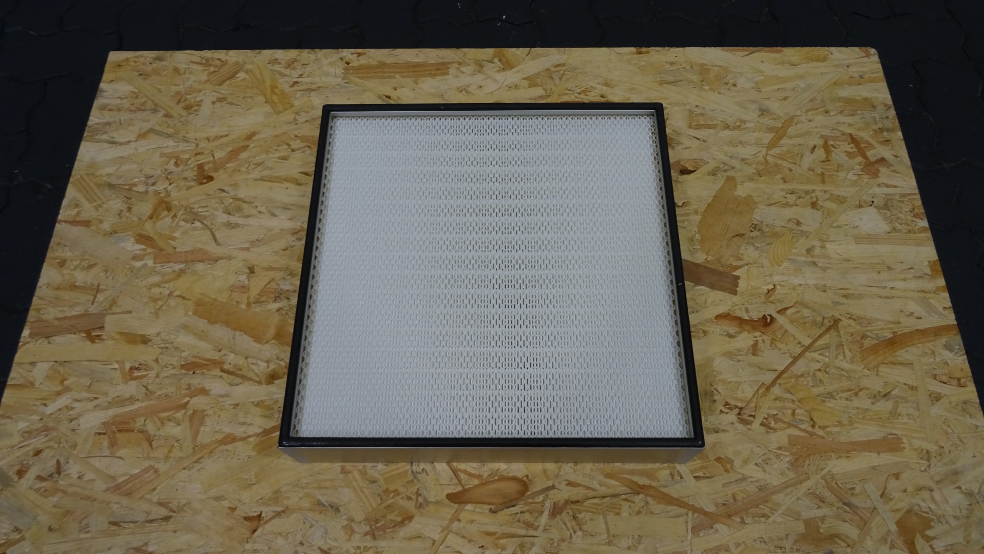 Used Unused Air Filter Element for a Tetra Top machine - Camfil Filter MX14-2G10-457x457x90-PO