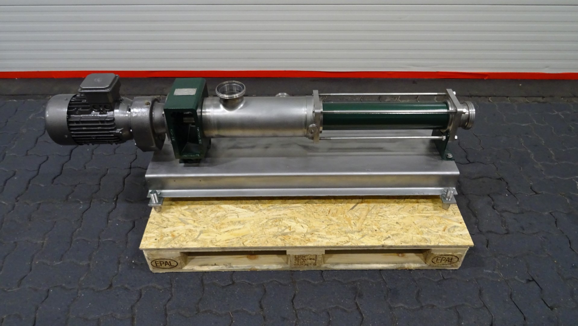Used Progressing Cavity Pump / Mono Pump / Screw pump - Netzsch NM045BY02S12B