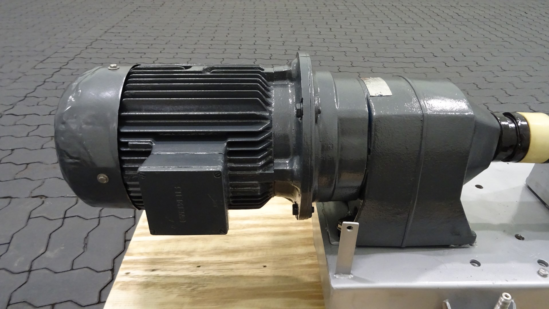 Used Progressing Cavity Pump / Mono Pump / Screw pump - CSF Inox M151