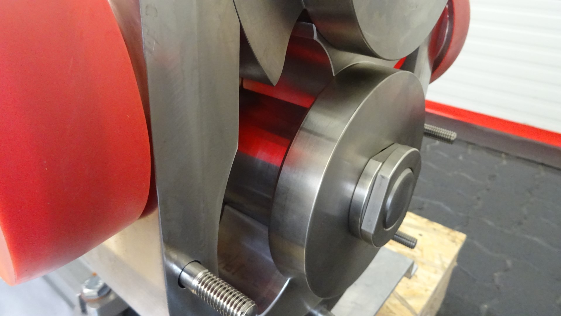 Used Rotary positive displacement pump / Lobe pump - SPX Waukesha Cherry-Burrell 220 U1