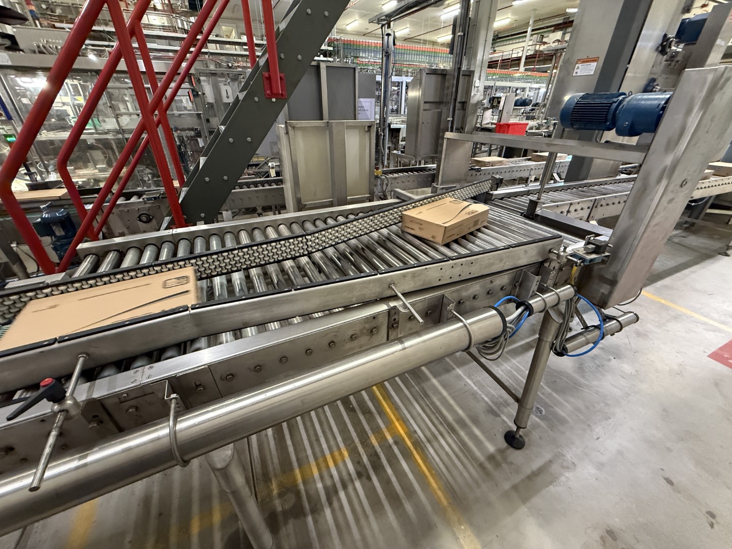 Used Complete can filling and closing line for liquids (nutrition) in 250 gram aluminium cans