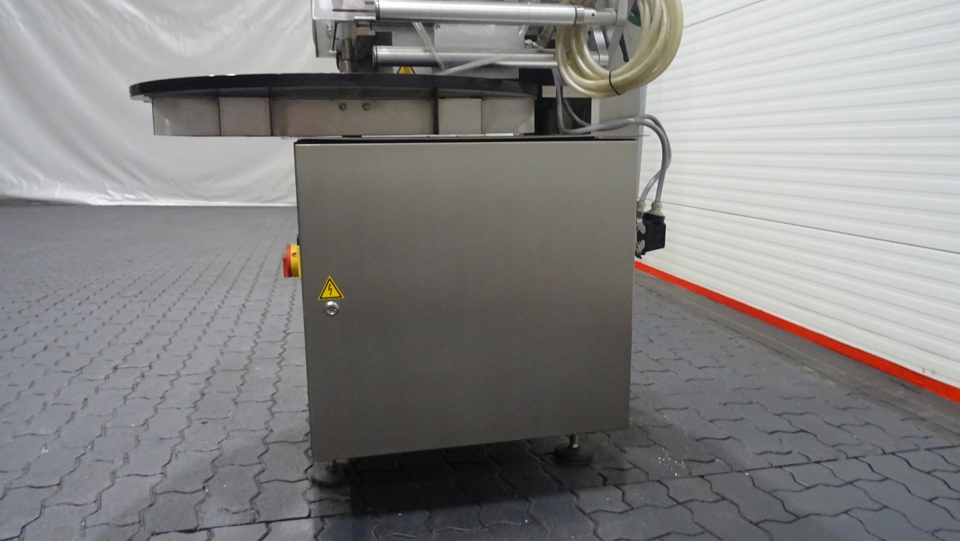 Used Semi-automatic Tray Sealer - Variovac Rotarius VG